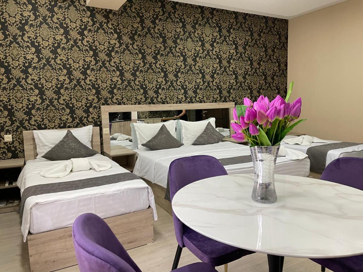 Kamar Hotel イジェヴァン エクステリア 写真
