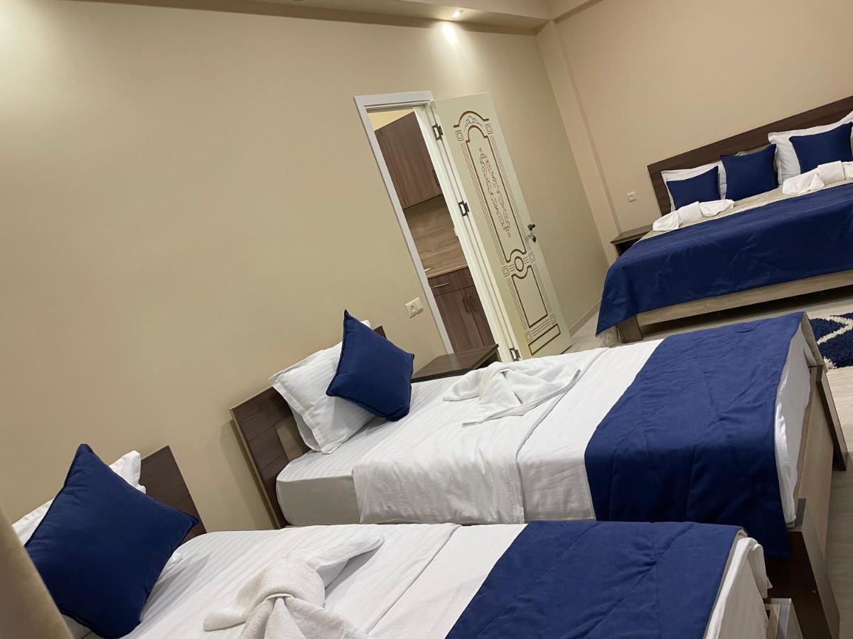 Kamar Hotel イジェヴァン エクステリア 写真