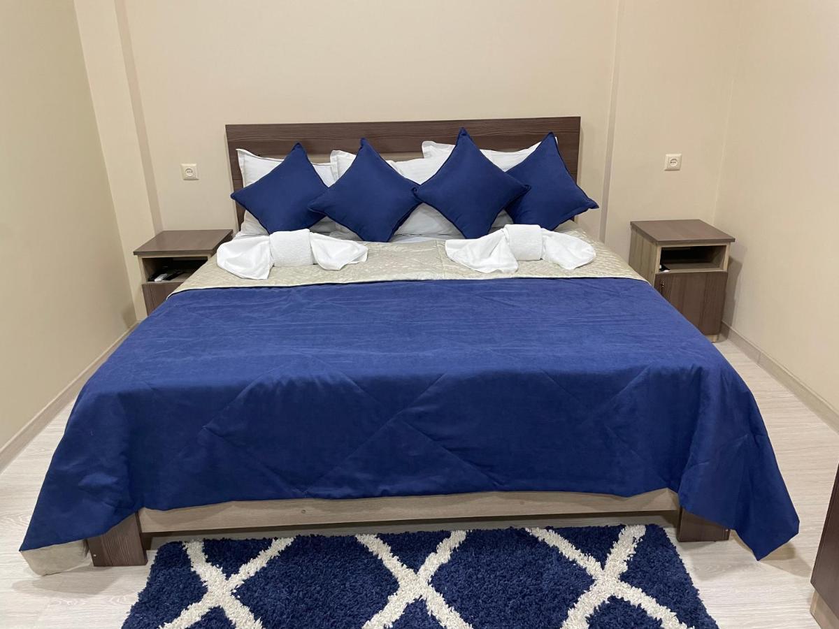 Kamar Hotel イジェヴァン エクステリア 写真